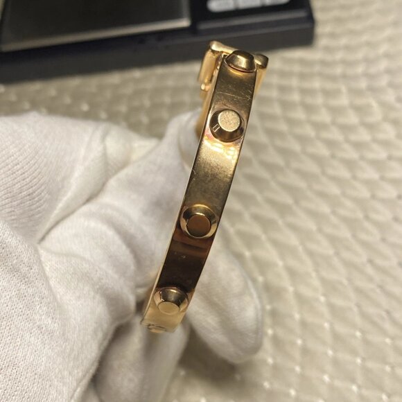 Michael Kors Gold-Tone Buckle Bangle Bracelet – Studded – 28.68g – 58mm - Picture 12 of 12